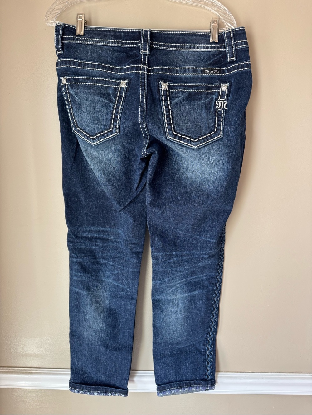 Miss Me Dark Blue Cropped Jeans with Contrast Stitching